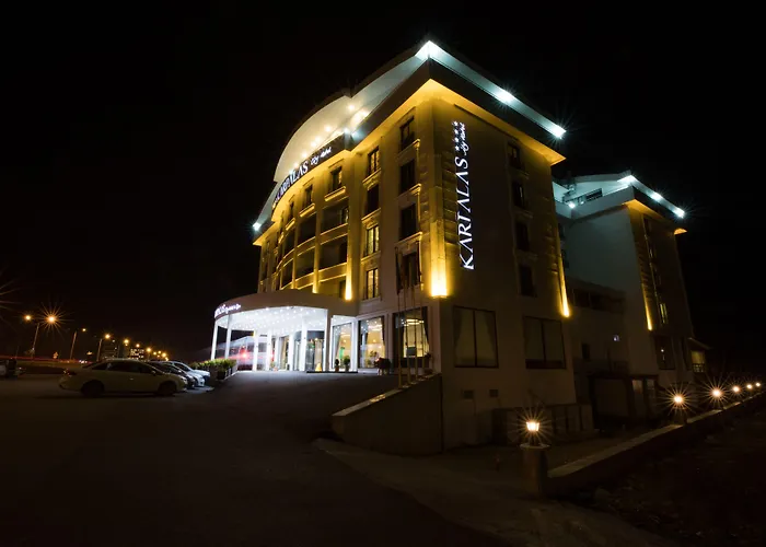 Karpalas City Hotel & Spa